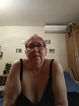 Molli1408: онлайн-секс-чат