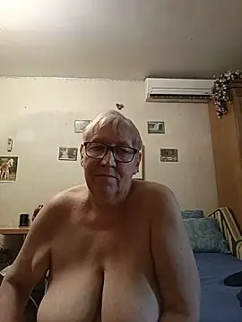 Molli1408 网络视讯表演