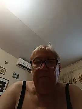 Molli1408's Live XXX Chat