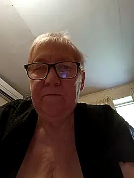 Czat XXX na żywo – Molli1408