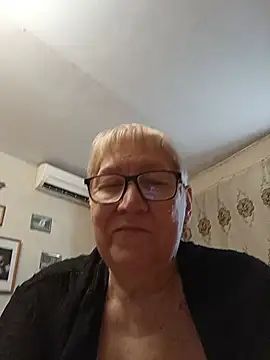 Molli1408 – Kamerová šou