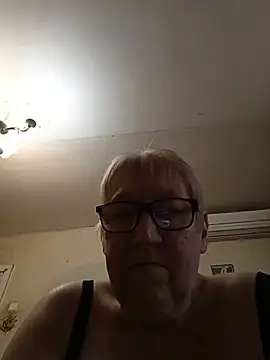 Chat +18 de Molli1408 ao vivo