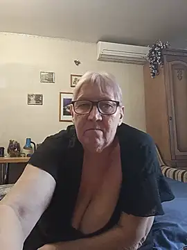 Czat XXX na żywo – Molli1408