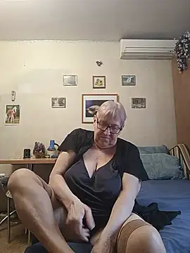 Molli1408 Adlı Modelin Canlı XXX Sohbeti