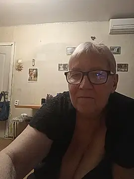 Molli1408 Chat XXX in diretta
