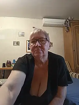 Molli1408's Live XXX Chat
