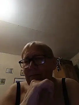 Molli1408 Chat XXX in diretta