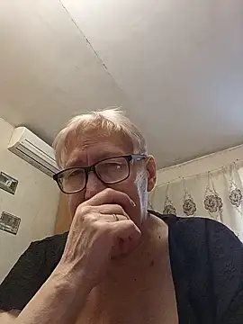 Molli1408 即時 XXX 聊天