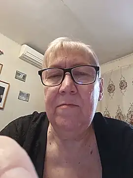 Chatroom XXX en direct de Molli1408
