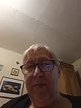 Chat +18 de Molli1408 ao vivo