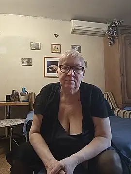 Molli1408's Live XXX Chat