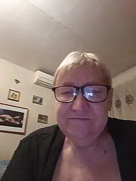 Czat XXX na żywo – Molli1408