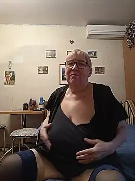 Molli1408 Adlı Modelin Web Kamerası Şovu