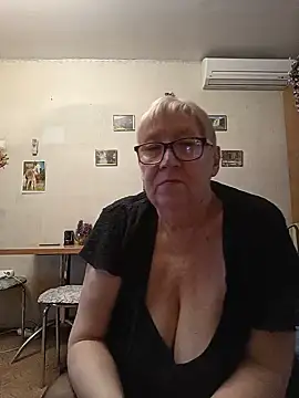 Molli1408 XXX чат на живо