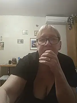 XXX chat uživo modela Molli1408