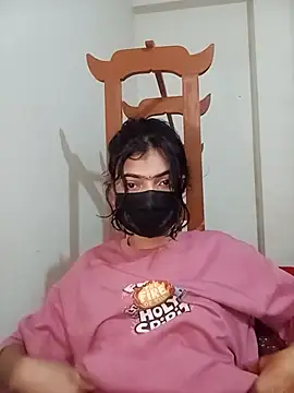 Nadiya56 网络视讯表演