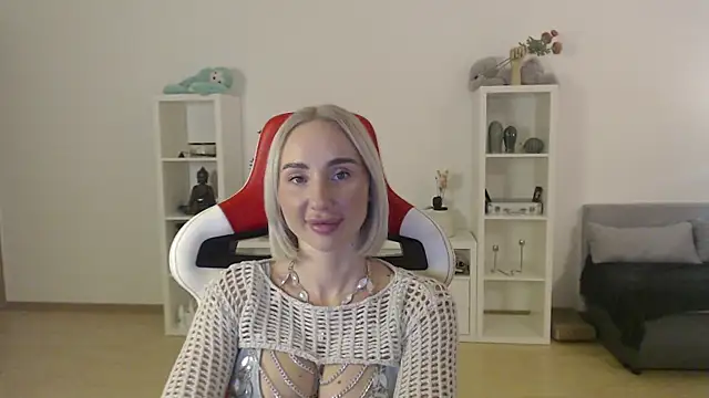 Blondie_VIP Show in webcam