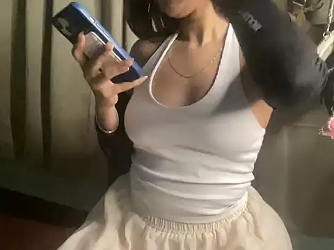 Czat XXX na żywo – Arshii_7