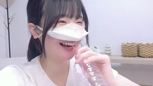 YUKIchan_xo Show in webcam