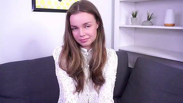Show modela SaraStraton na web-kameri