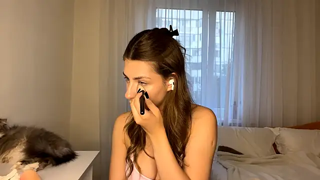 Adrll_Cute webcam show