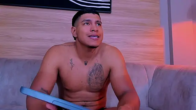 Webkamerová show Maximo_montana
