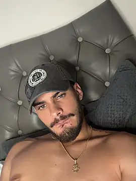 Derek_master Webcam show