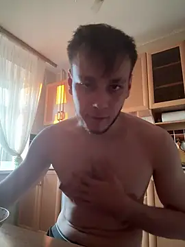 UniversalDicktures: διαδικτυακό σόου στην κάμερα