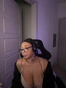 minhababyy's Webcam Show