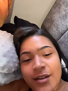 Ariaanaa_grey – Naživo XXX chat