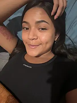 Chat +18 de Ariaanaa_grey ao vivo