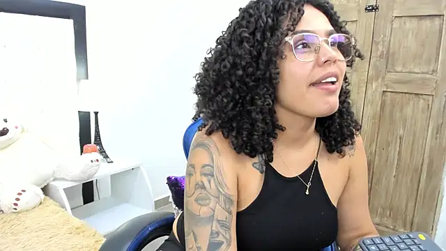 Cheila-Carter Chat XXX live