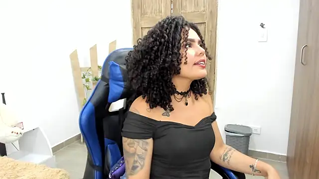 Chat XXX ao vivo de Cheila-Carter