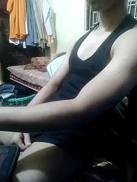 הופעת וובקאם של MusclesDream70