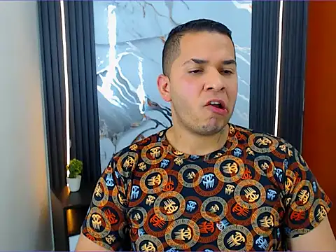 Webkamerová show cristhian_gamboa