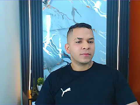 cristhian_gamboa Webcamshow