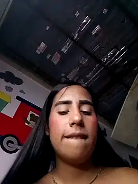 alice_xoxo_ Adlı Modelin Canlı Sohbet Odası