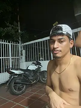 BEM_BOY Adlı Modelin Web Kamerası Şovu