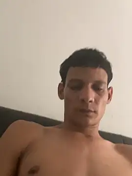 הופעת וובקאם של BEM_BOY