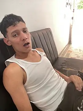 BEM_BOY Show in webcam