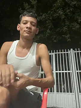 Pokazy przed kamerką – BEM_BOY