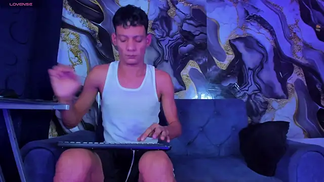 BEM_BOYn Webbikameraesitys
