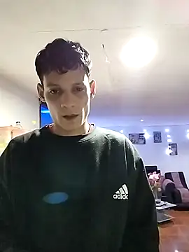 BEM_BOY Adlı Modelin Web Kamerası Şovu