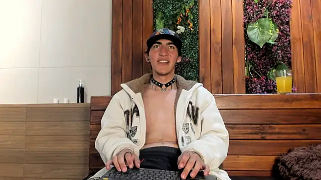 Angel_Marzel_'s Webcam Show
