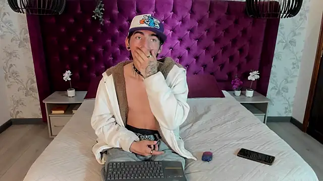 Angel_Marzel_n Webbikameraesitys