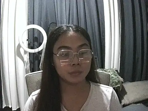 Cynfull_Evas69 Pertunjukan Webcam