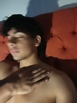Show de cum_slayer27 na webcam