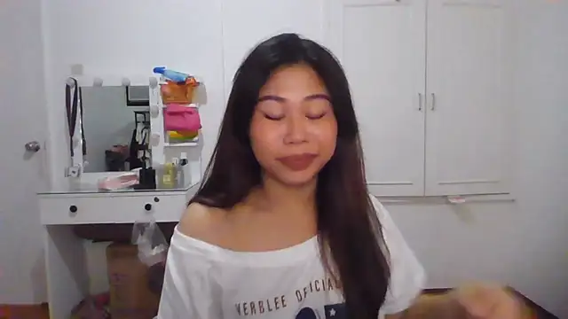 CathleenLaurole Pertunjukan Webcam