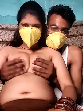 desivillageromance Show in webcam