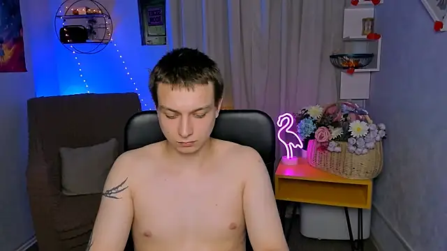 Show modela eric_nova na web-kameri